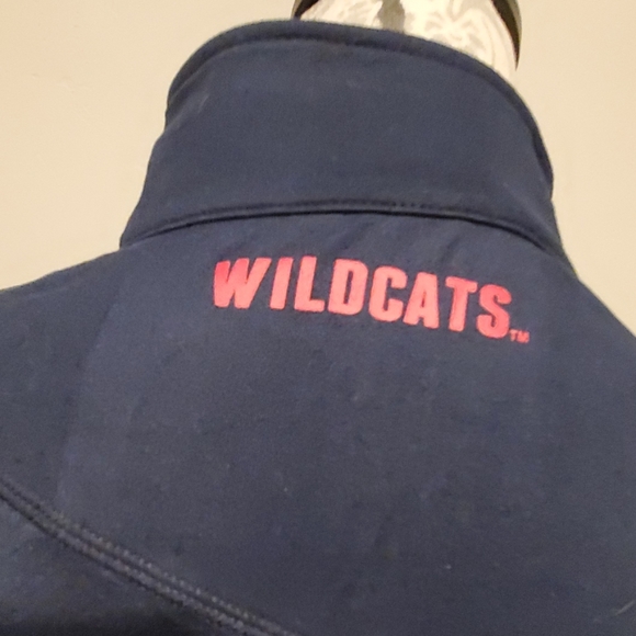 NWT NCAA Arizona Wildcats pull over - Picture 7 of 7